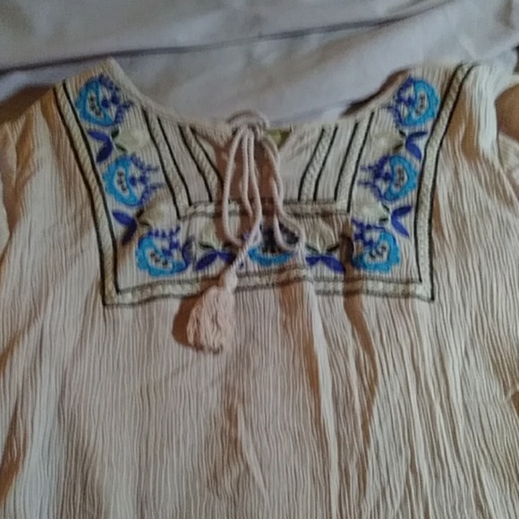 Say super cutr dress/cover up-A - Picture 2 of 6